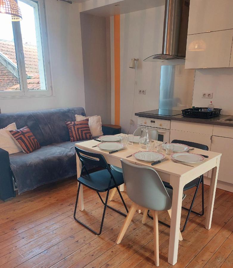 Les Belles Terrasses Dieppe ,3 Appartements , Le Vegetal De 1 A 8 Personnes , Le Tropical De 1 A 6 Personnes , Le Floral Avec Terrasse De 1 A 3 Personnes , Quartier Calme Au Stationnement Gratuit A Cote De L'Avenue Verte Exterior foto