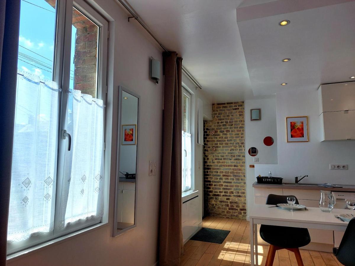 Les Belles Terrasses Dieppe ,3 Appartements , Le Vegetal De 1 A 8 Personnes , Le Tropical De 1 A 6 Personnes , Le Floral Avec Terrasse De 1 A 3 Personnes , Quartier Calme Au Stationnement Gratuit A Cote De L'Avenue Verte Exterior foto